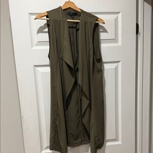 Dynamite Olive Green Sleeveless Open Front Duster Vest